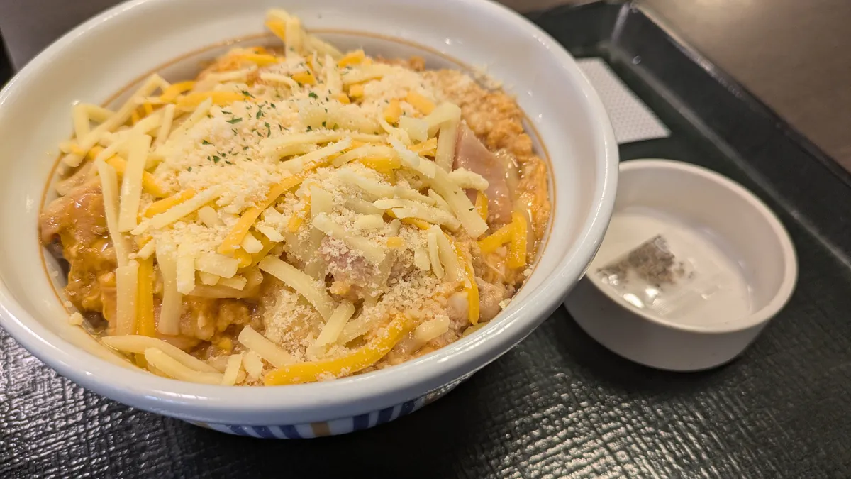チーズ親子丼